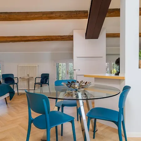 Design Luxury Flat, Privacy & Comfort A דירה